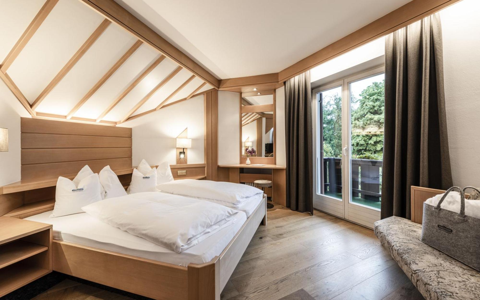 Ferien & Wellnesshotel Windschar Брунико Экстерьер фото
