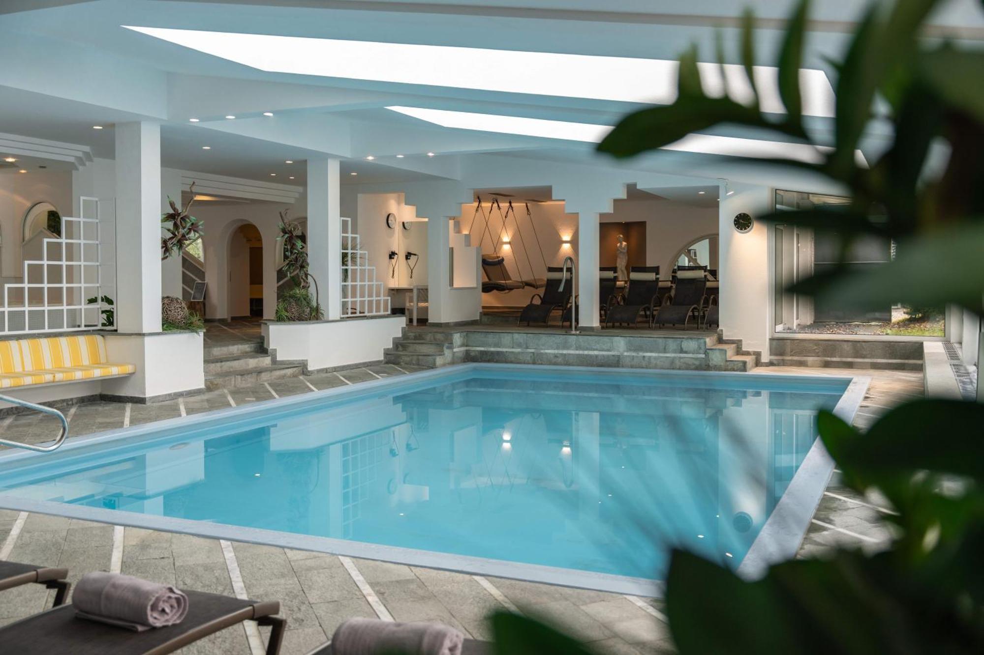 Ferien & Wellnesshotel Windschar Брунико Экстерьер фото